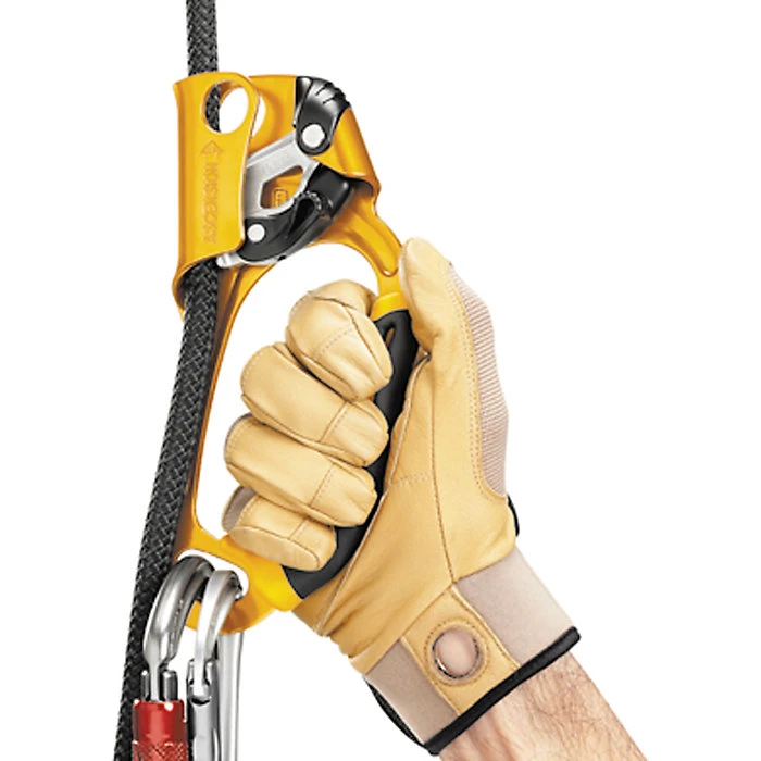 Petzl Ascension Ergonomic Ascender - Right 7 Petzl Ascension Ergonomic Ascender - Right - Image 5